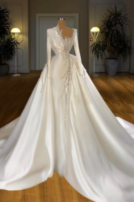 Luxury Satin Pearls Wedding Dress Dubai Women 2023 Mermaid Beaded Long Sleeves With Puffy Train African Bridal Gowns Plus Size