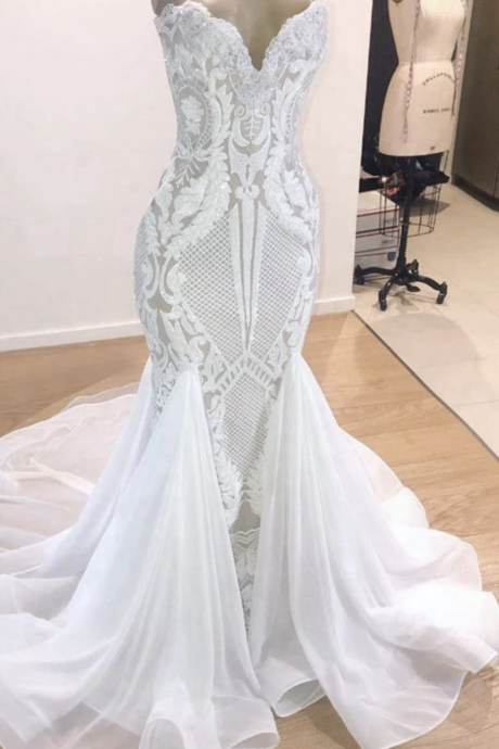 Luxury Elegant Mermaid Wedding Dress 2023 Trumpet V-Neck Sleeveless African Bling Bridal White Sequin Beach Wedding Gowns